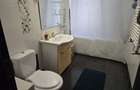 3 camere, mobilat nou, et 1, centrala, 2 balcoane, parcare