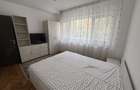 Inchiriez apartament 3 camere semidecomandat
