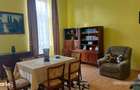 Casa in Hateg, zona centrala, teren generos, stare foarte buna.