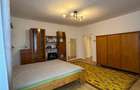 Apartament cu intrare separata, parter, curte si parcare
