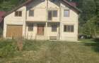Casă cu 4 camere în Poienile Zagrei - 1