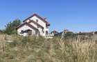 Casa si teren de vanzare - 2
