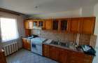 Apartament 4 camere,etajul 2,zona Kaufland Sud - 3