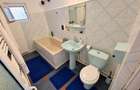 Apartament de vanzare - 3 camere - 2