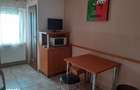 Dau in chirie apartament cu 3 camere - 4