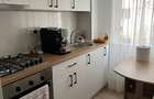 Apartament cu 3 camere semidecomandat în Micro 3