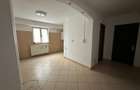 Vanzare 3 Camere Burebista - Alba Iulia, Bloc Monolit, Centrală Proprie - 1