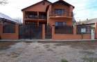 Casă cu 7 camere cu Teren 300 Mp în Năvodari - 3