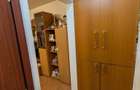 Apartament cu 2 camere semidecomandat Craiovita Noua, zona Big