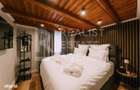Boutique Luxury Retreat + Restaurant, Prahova