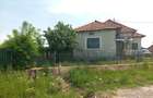 Casă cu 3 camere în Albota - 2