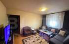 Apartament cu 3 camere semidecomandat în Craiovița Nouă - 3