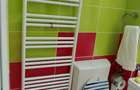 Apartament cu 4 camere decomandat în CET - 8