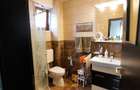 Apartament cu 3 camere semidecomandat în Platoul Izvor - 6