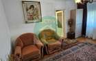 Apartament cu 3 camere semidecomandat în Roman - 1