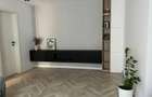 Apartament cu 4 camere decomandat în Moșilor - 3