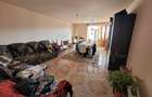 Casă cu 5 camere cu Teren 1888 Mp în Central - 10