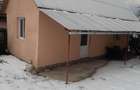 Vand sau inchiriez casa cu anexe - 4