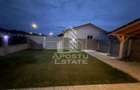 Casa triplex cu 3 camere de inchiriat ,Curte, Mosnita Veche - 1