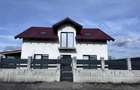 Casa de vanzare in cartier Sarat - 10
