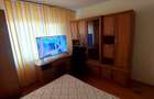 Apartament cu 3 camere semidecomandat în Micro 3 - 3