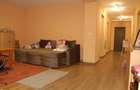 Casă cu 6 camere cu Teren 400 Mp în Est - 3