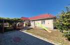 Cogealac(Strada Mare)- Casa 4 camere, teren 1519mp, toate utilitatiile - 58.000e