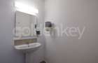 Apartament generos cu 7 camere | langa metrou si parc | rezidenta/birouri