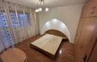 Spre închiriere apartament 3 camere - 2