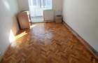 Apartament cu 3 camere decomandat în Aradului - 5