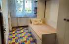 Apartament cu 3 camere semidecomandat în Central - 1