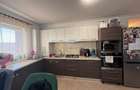 Apartament cu 3 camere decomandat în Girocului - 7
