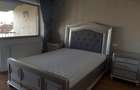 Apartament cu 3 camere decomandat în Tractorul - 9