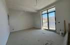 Apartament cu 3 camere semidecomandat în 13 Septembrie - 5