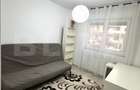 Apartament cu 3 camere decomandat în Tractorul - 4