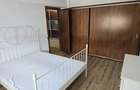 Inchiriez ap.2 camere decomandate Vitan-langa Rin Grand Hotel - 2