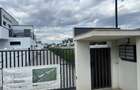Casa vanzare 5 camere 194 mp - 2