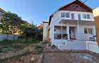 Casă individuală cu 5 camere cu Canalizare în Fundeni - 10