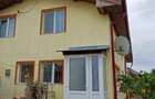 Casă cu 5 camere în Corbii Mari - 1