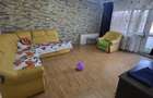 Apartament cu 4 camere decomandat în Trafic Greu - 3