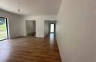 Casă cu 3 camere cu Teren 300 Mp în Uiasca - 3