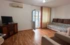De vanzare apartament cu 2 camere ?i 2 balcoane, in zona Scolii nr 5 - 11