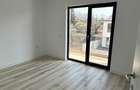 Apartament 3 camere, balcon, curte imprejmuita - 9