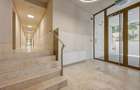 Apartament cu 4 camere semidecomandat în Victoriei - 9
