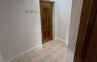 Proprietar, vand apartament 43 mp semidecomandat - 2