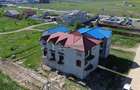 Casă cu 14 camere cu Canalizare în Palazu Mare - 1