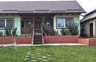 Casă cu 2 camere cu Teren 1644 Mp în Burlești - 1