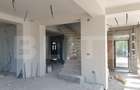 Casă cu 7 camere cu Teren 1000 Mp în Central - 10