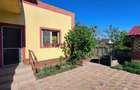 Duplex cu 8 camere cu Canalizare în Central - 3