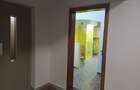 Apartament cu 2 camere semidecomandat în 13 Decembrie - 2